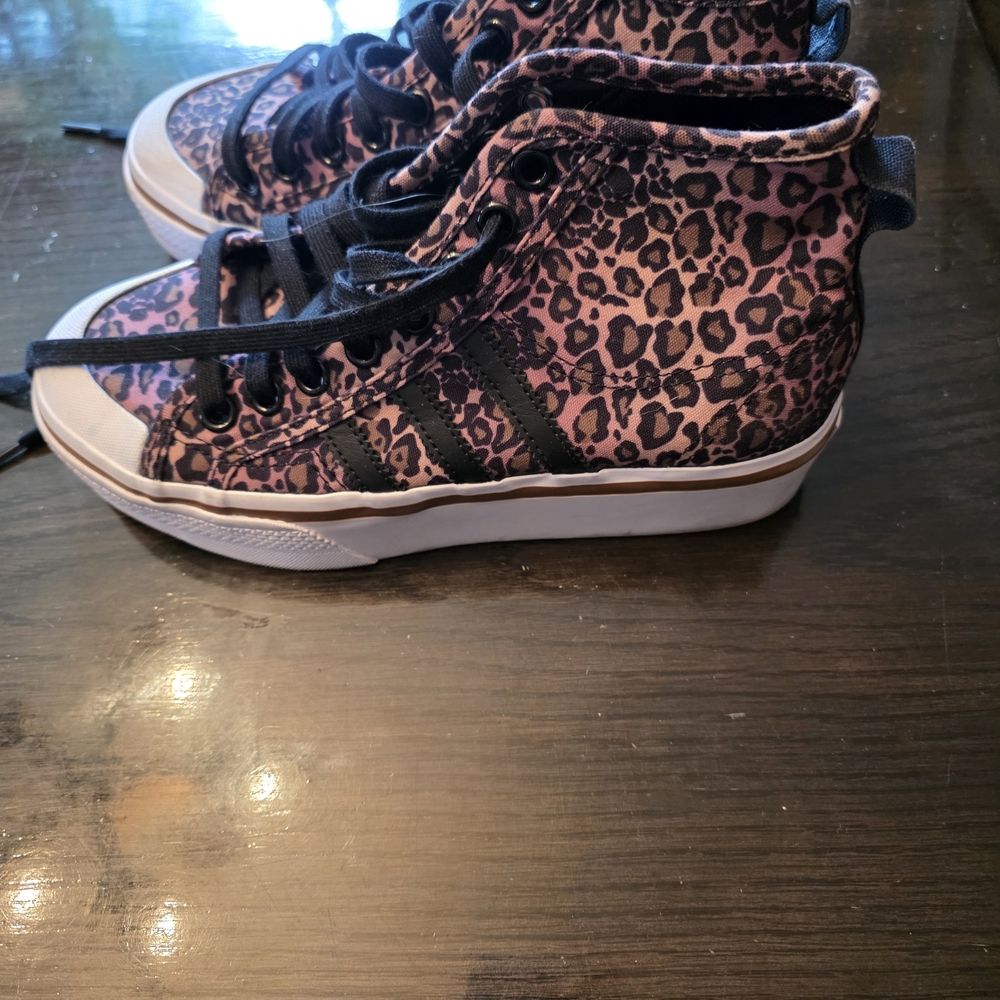 Womens Adidas Nizza High Top  Platform Shoes Size 7 Leopard print